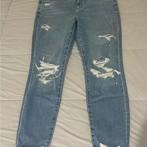American Eagle Outfitters Light Blue Distressed High Rise Jegging